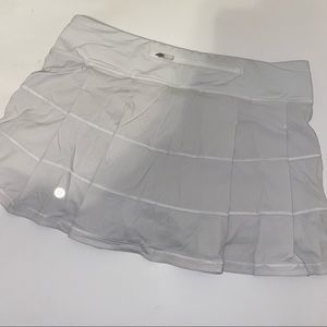 WHITE LULU LEMON SKIRT